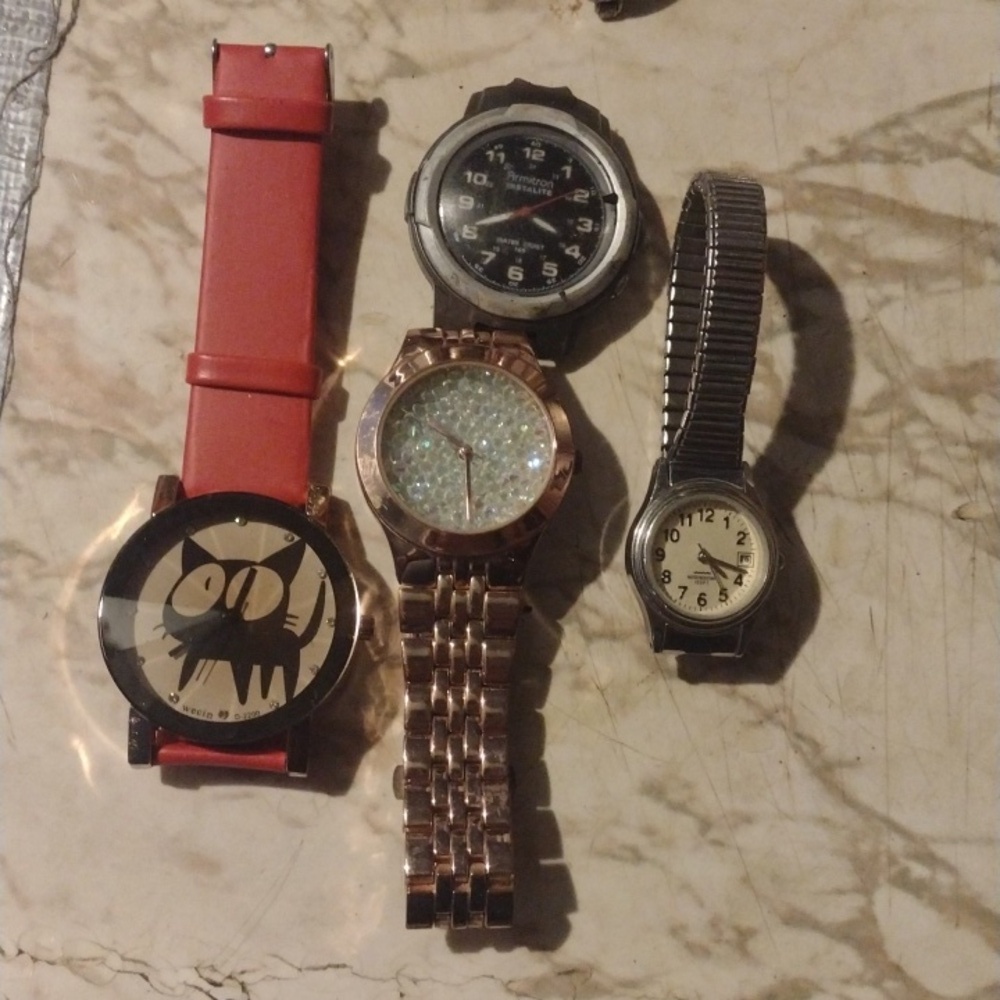 Assorted Watches Collection(18count) - Picture 3 of 6